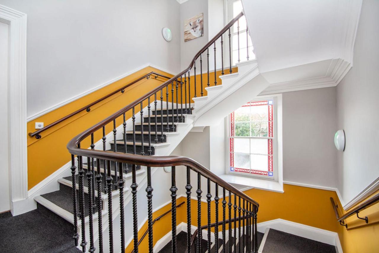 Flat 3 Barron House Apartment Неърн Екстериор снимка