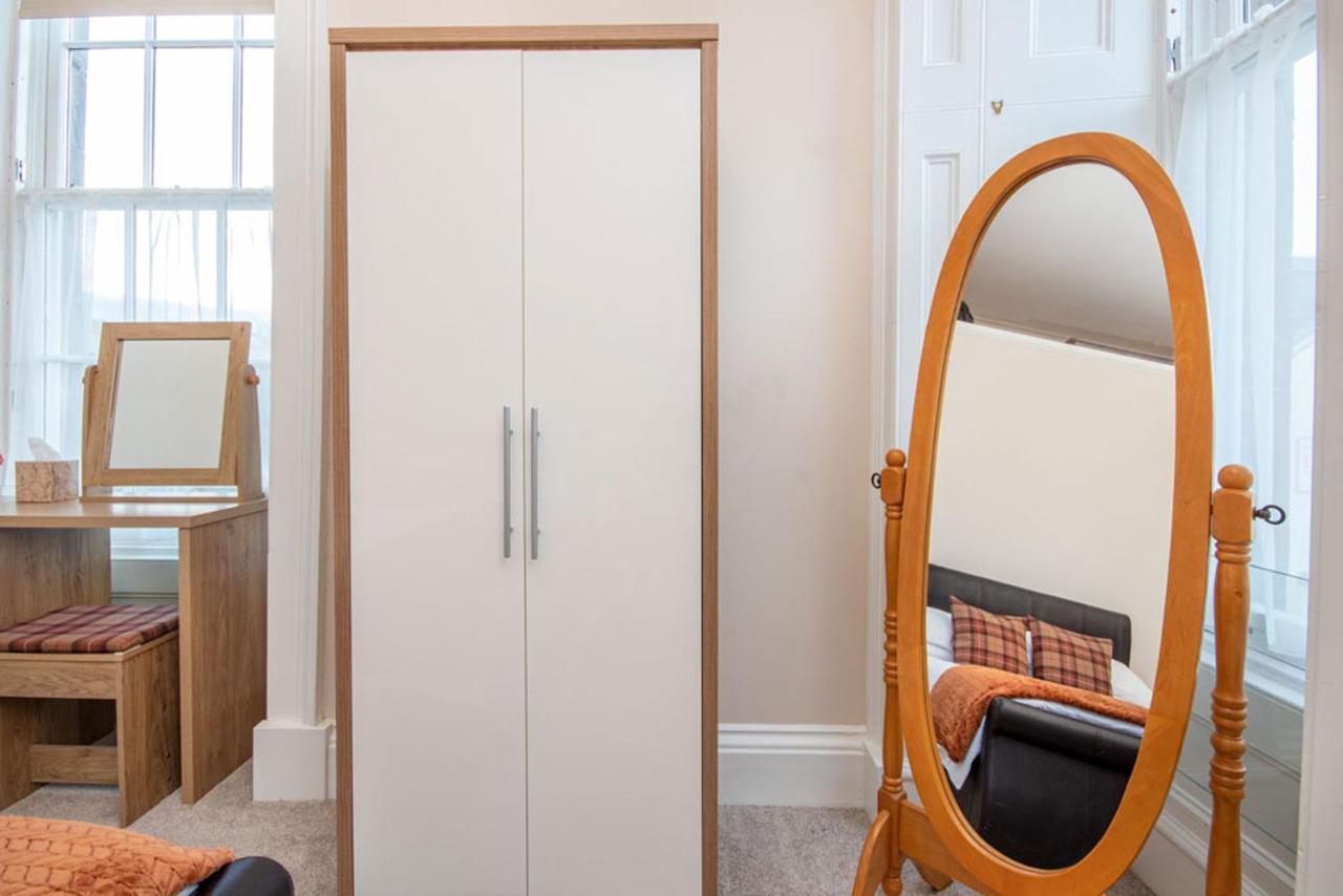 Flat 3 Barron House Apartment Неърн Екстериор снимка